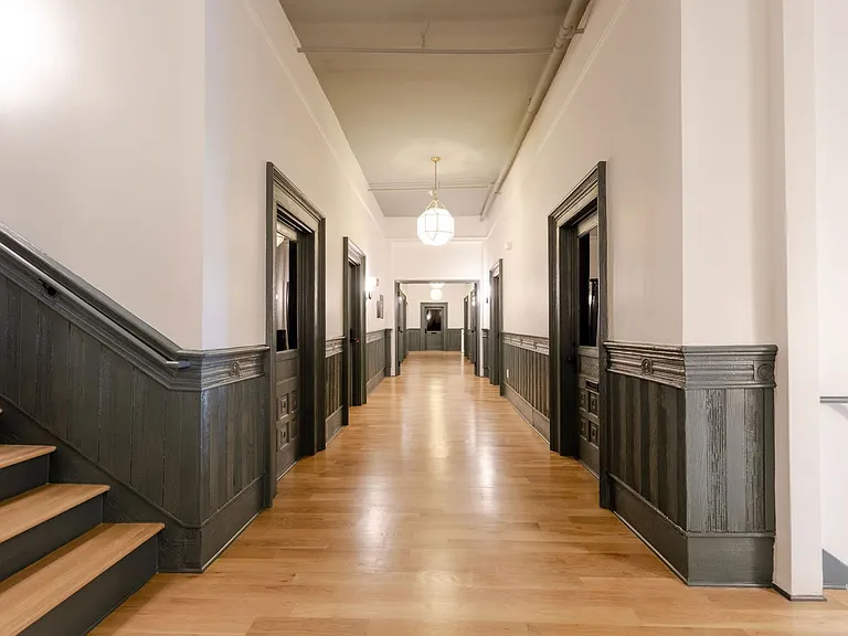 582 Mulberry St — Photo 13