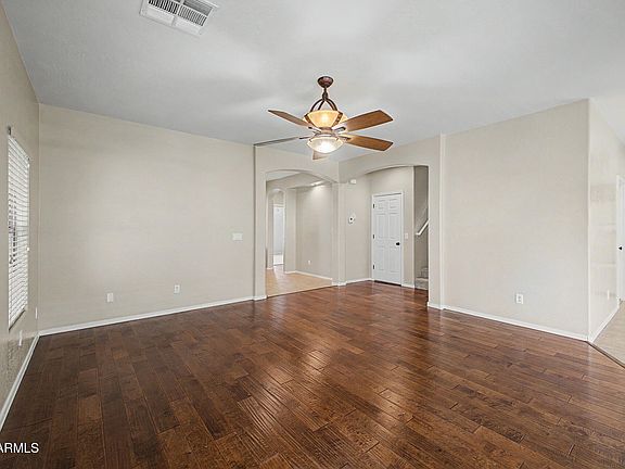 5th image of 2729 E CHESTER Drive