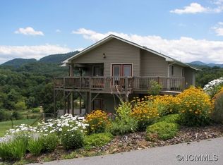 173 Sovereign Cir, Clyde, NC 28721