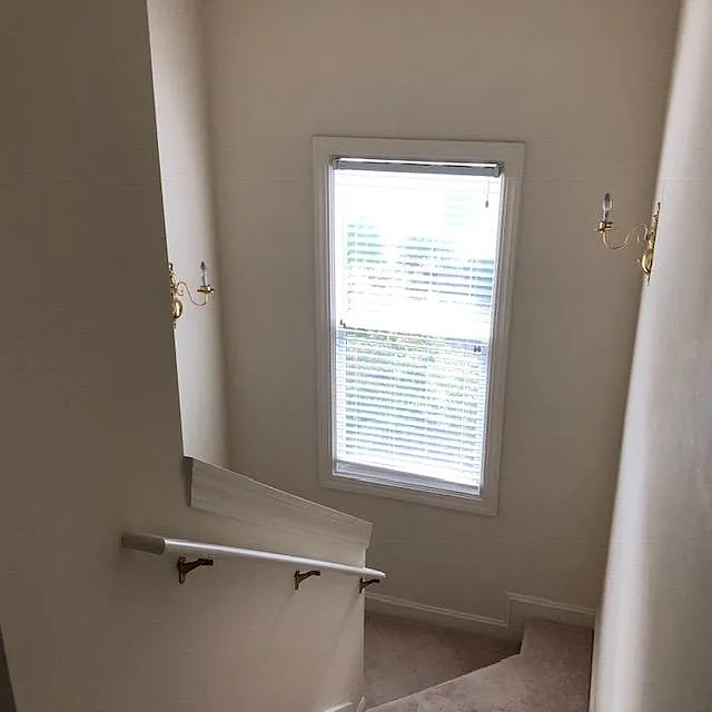 3 bed, 2.5 bath, 1632 sqft, $2,100 — Photo 2