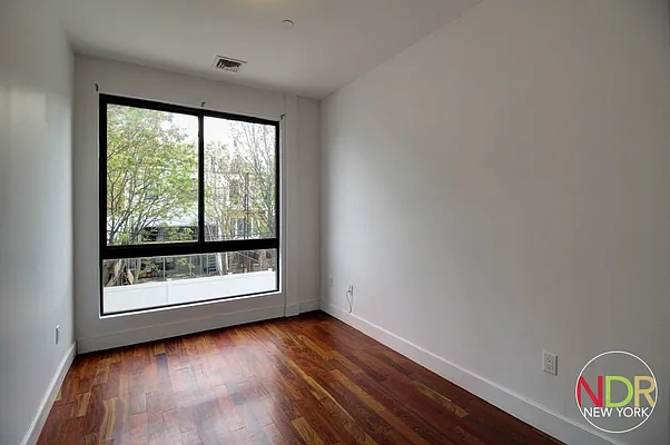 Rented by Next Door Realty NYC | media 49