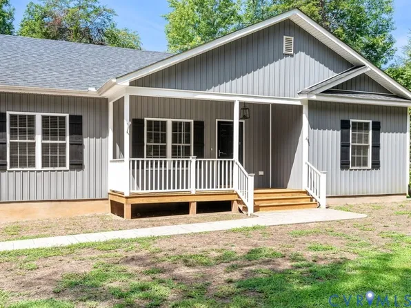 14564 Meade Rd, Amelia Court House, VA 23002