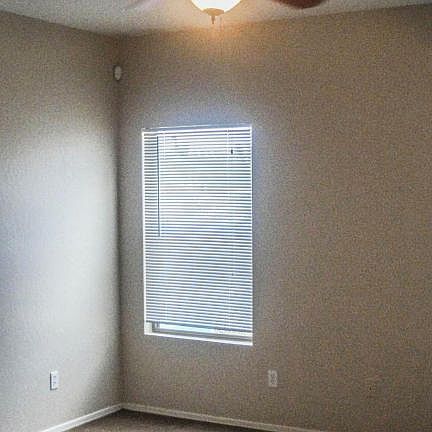 2nd image of 1336 E Clifton Ave