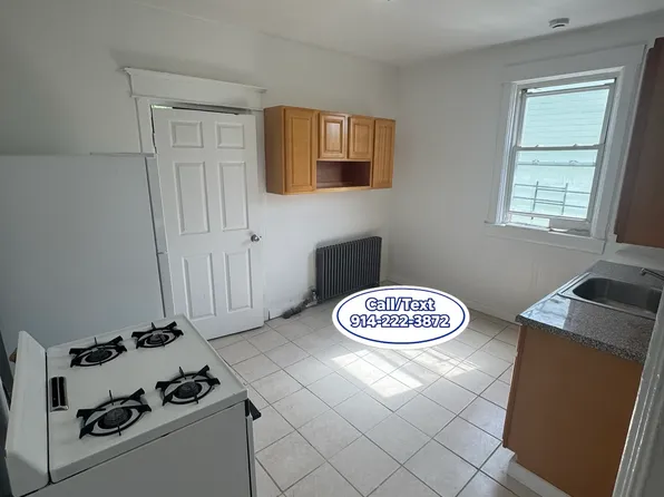 43 Currans Ln, Yonkers, NY
