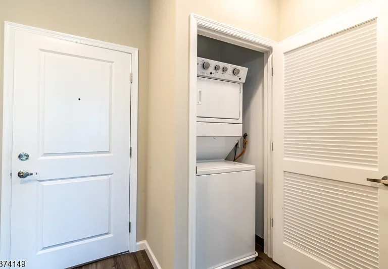 54 N Main St #301 — Photo 15