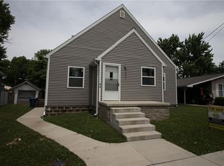 420 W Chestnut St, Olney, IL 62450