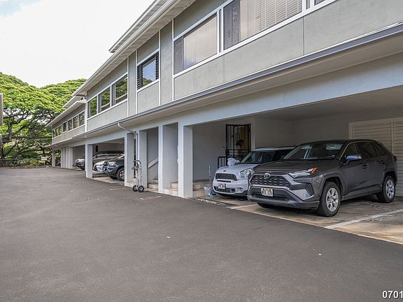 3rd image of 1649 Waikahalulu Ln APT C12