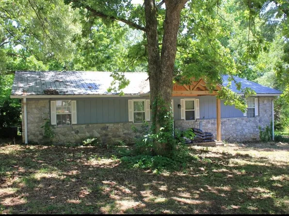 124 Cumberland Dr, Russellville, KY 42276
