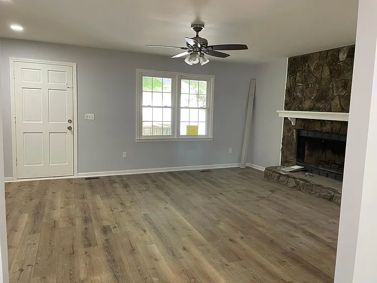303 Winchester Way — Photo 8