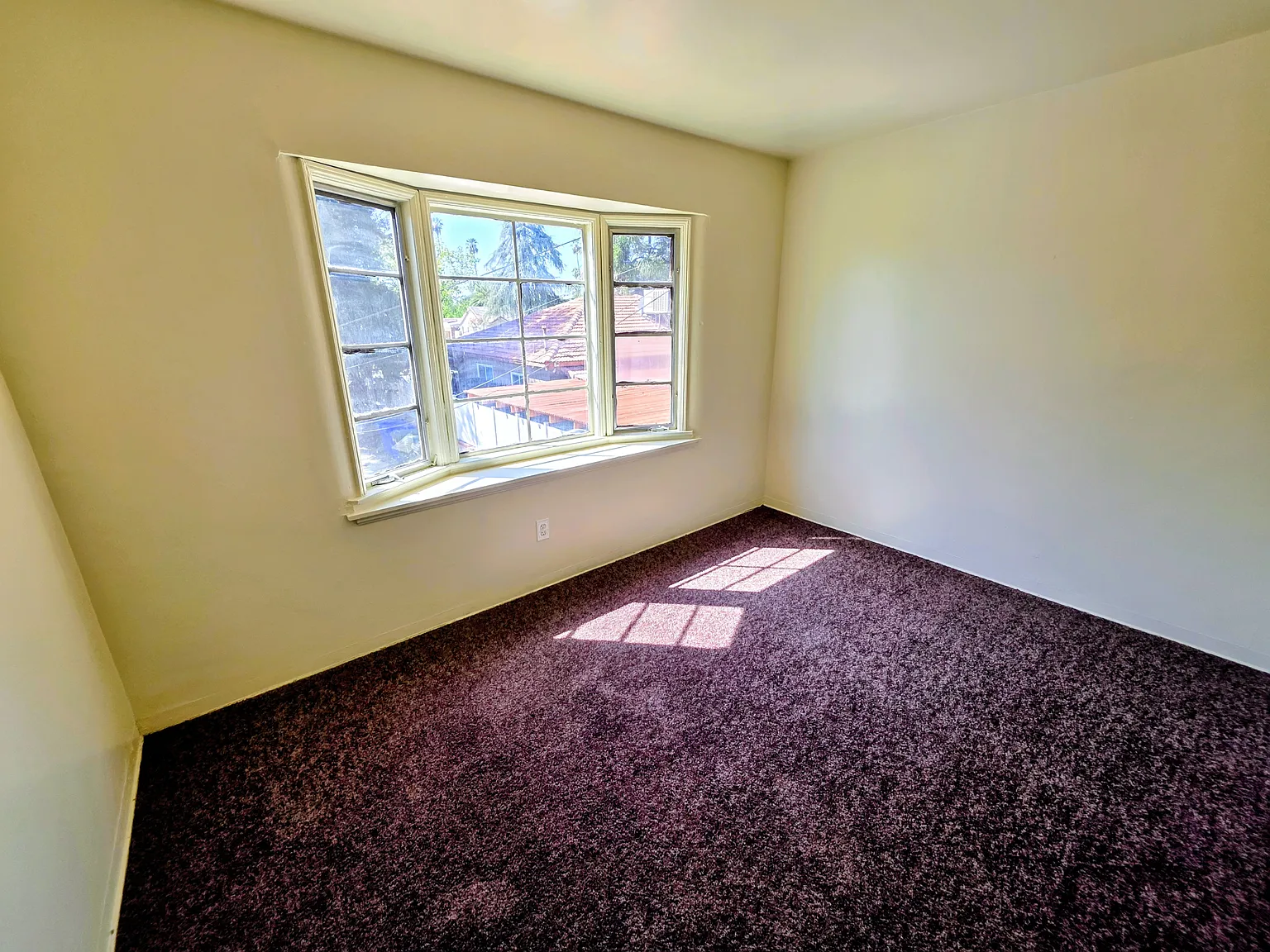 2 bed, 950 sqft, $1,750 — Photo 4