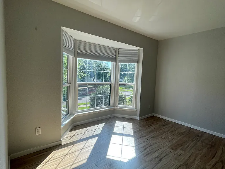 3904 Rawlins St — Photo 3