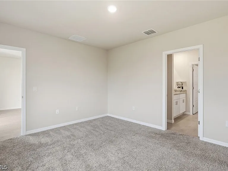 44197 Frontier Dr — Photo 24