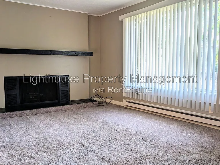 2716 Nichols Rd #2 — Photo 4