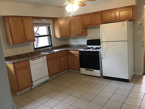 Large eat in Kitchen