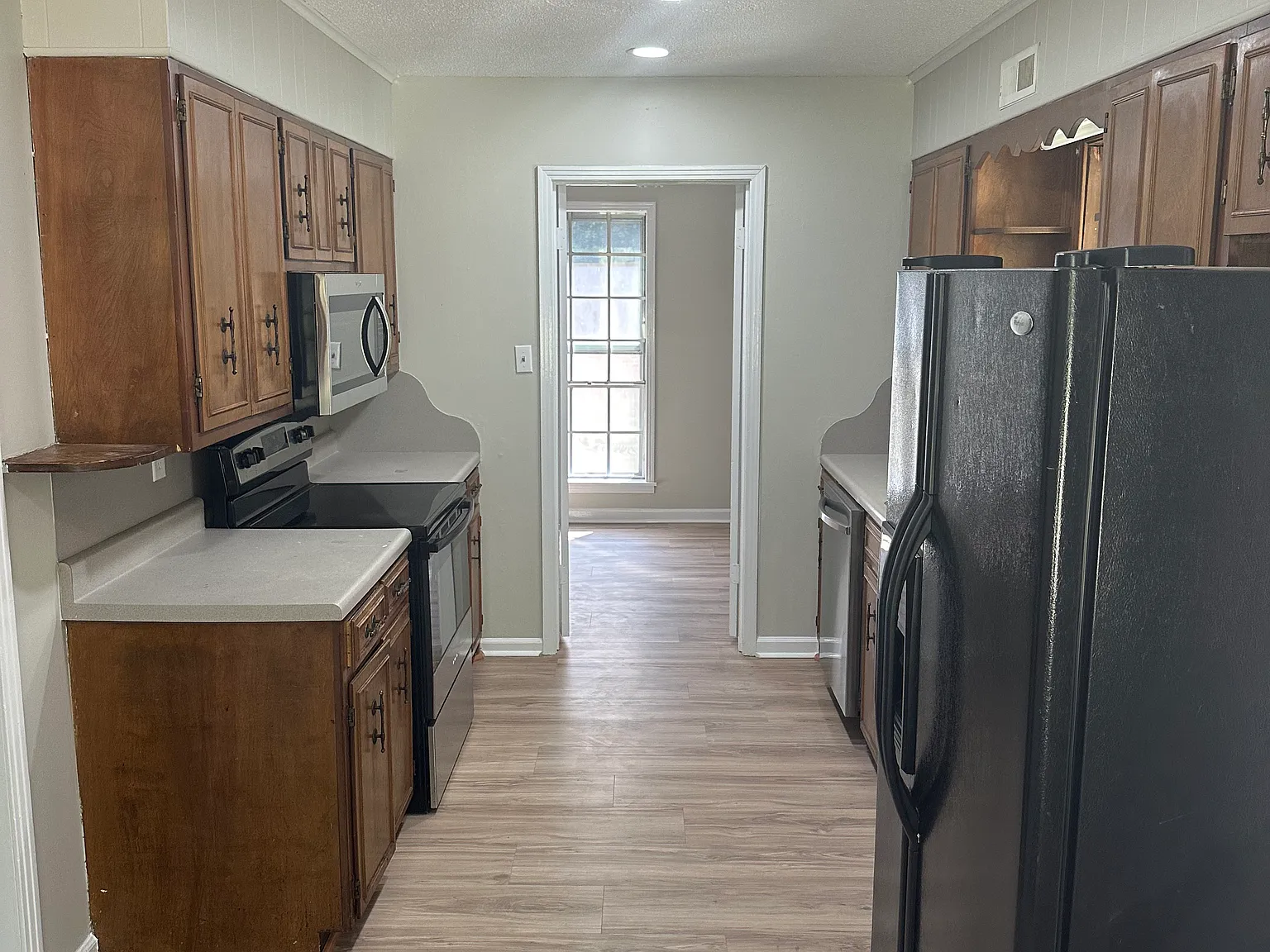 3 bed, 1543 sqft, $1,800 — Photo 4