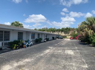 833 Ridge Rd APT 9, Lantana, FL 33462
