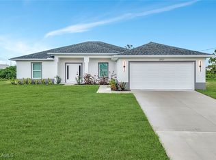 2921 NE 1st Ave, Cape Coral, FL 33909