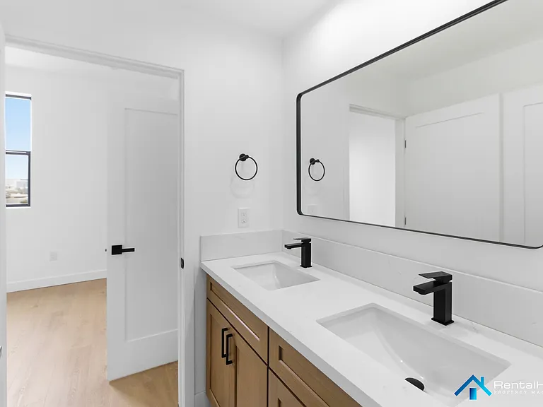 328 N La Fayette Park Pl — Photo 12