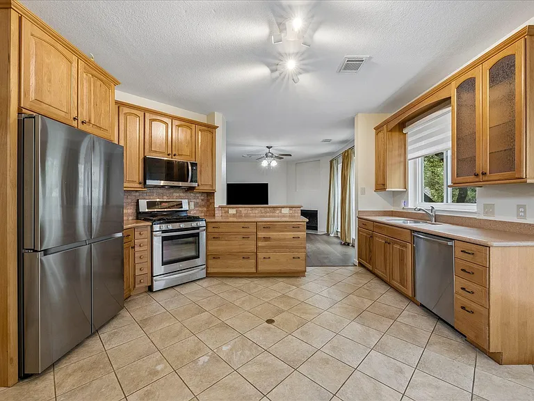 4176 Canyon Glen Cir — Photo 3