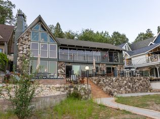 27671 W Shore Rd, Lake Arrowhead, CA 92352