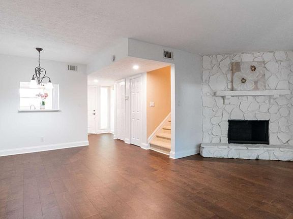 4th image of 3557 Splinterwood Rd