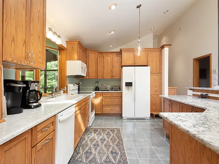 85 Henich Ln — Photo 14