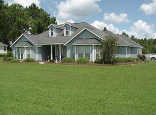 609 44th St E, Tifton, GA 31794