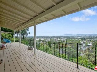 10705 Cranks Rd, Culver City, CA 90230