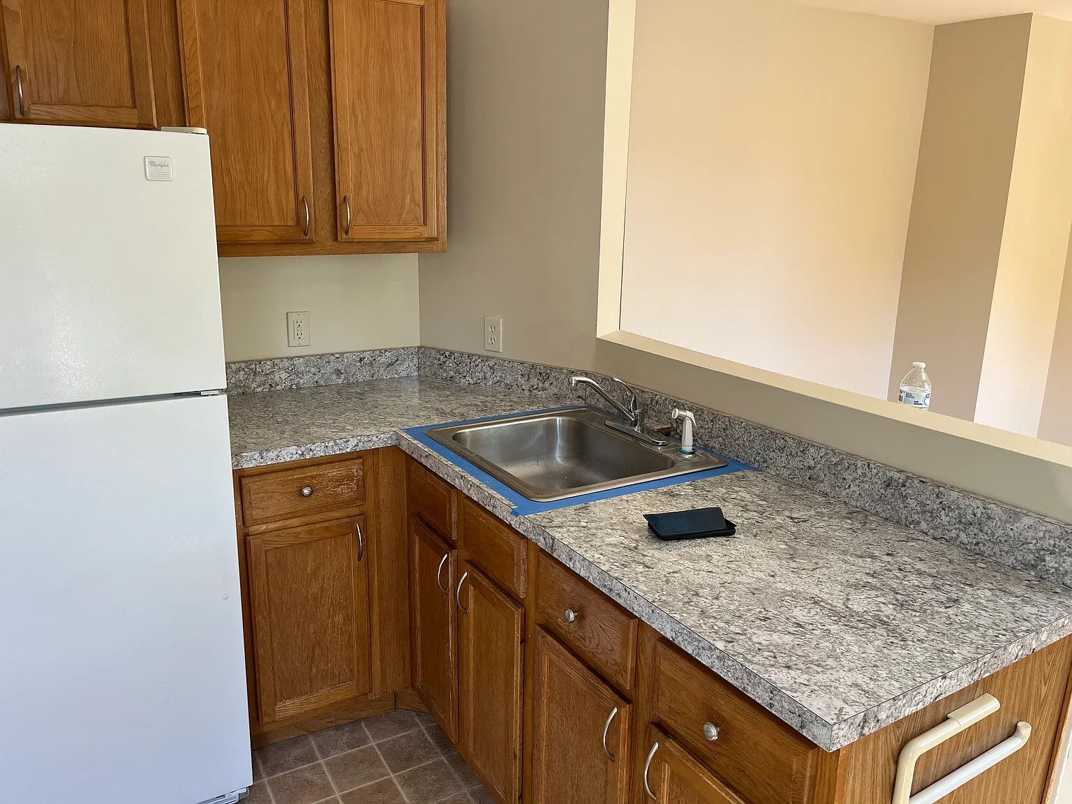 2 bed, 874 sqft, $2,200 — Photo 3