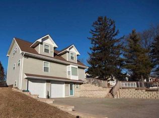 116 Indian Ln, Carpentersville, IL 60110