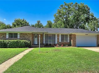 2924 Sidney Dr, Denison, TX 75020
