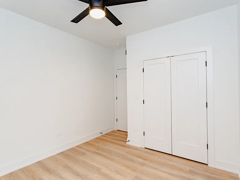 2204 N Kedzie Blvd #2 — Photo 10
