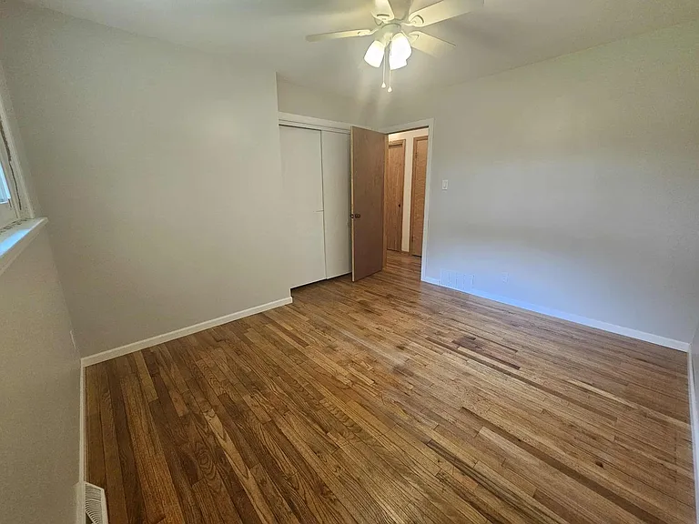 4009 Lor Ron Ave — Photo 8