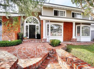 1820 Newport Hills Dr E, Newport Beach, CA 92660