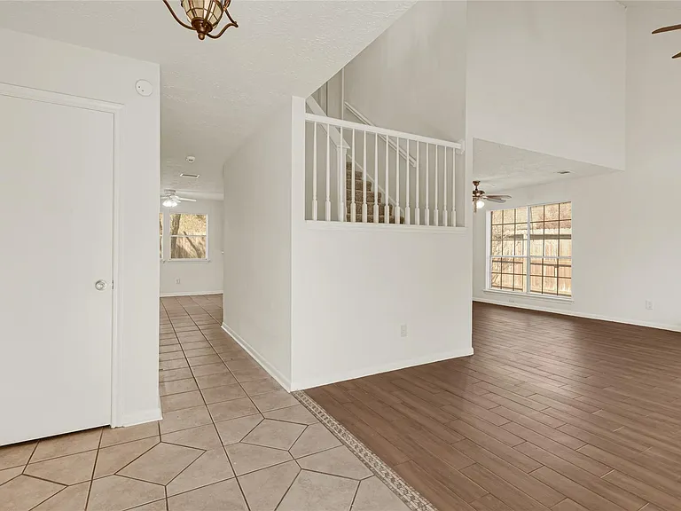 4910 Brownfields Ct — Photo 14