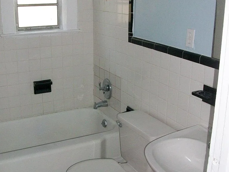 625 Glenridge Way — Photo 4