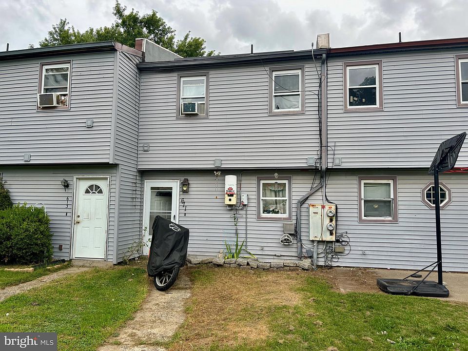 1st image of 611 Tara Dr