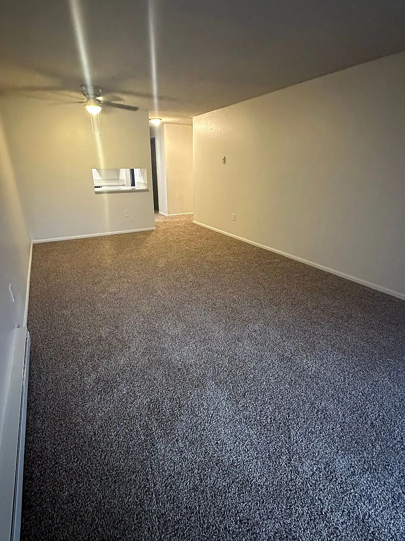 Westwood Apartments — Photo 2