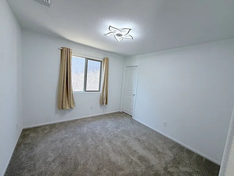 5920 Miller Ln — Photo 14
