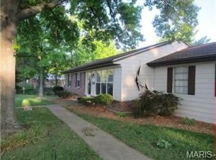 10944 Big Bend Rd, Saint Louis, MO 63122