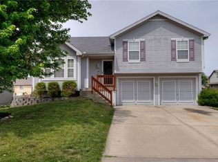 11508 N Laurel Ave, Kansas City, MO 64157