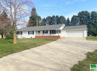 723 560th St, Alta, IA 51002