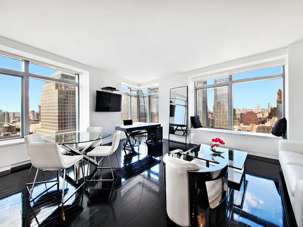 123 Washington Street image 1 of 9