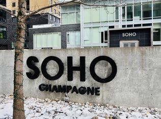 111 Champagne Ave S #902, Ottawa, ON K1S 5V3