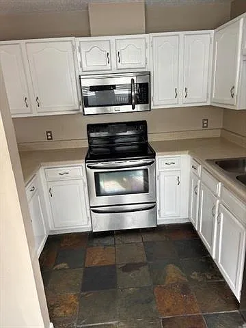 4445 Perkins St #110 — Photo 12