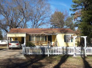 211 E Webster St, Jefferson, TX 75657