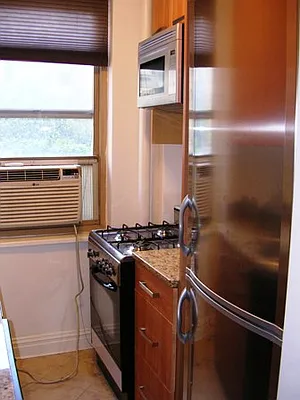 Rented by Stonehenge NYC LLC | media 2