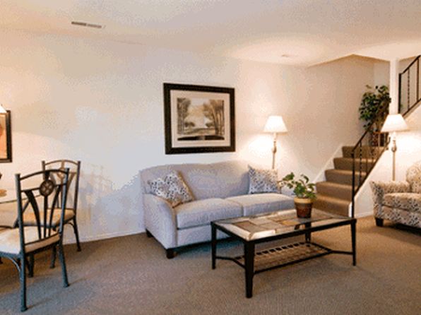 Sunnybrook Towne Houses | 50 Knollwood Dr, Lancaster, PA