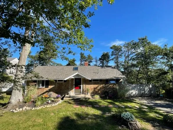 112 Clearwater Drive, Harwich, MA 02645