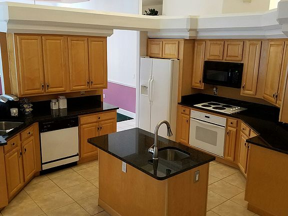 4th image of 8107 Vineland Oaks Blvd